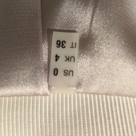 EUC Ellie Tahari Bennet Lace Skirt $398 Size 0 - Picture 8 of 14